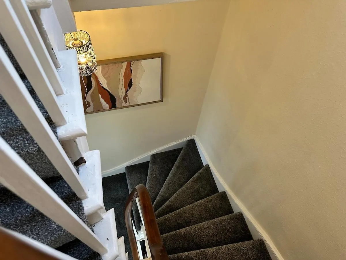 Beautiful Grade 2 Home In Centre Of Newcastle-St James Park Free City Parking Apartment Newcastle upon Tyne